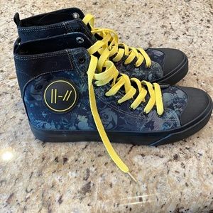 Top Canvas Twenty One Pilots High Tops
